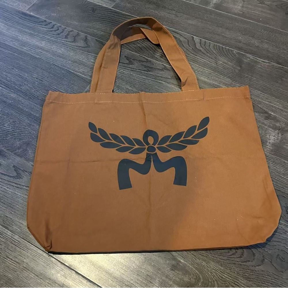 MCM  perfume gift Tote Bag - Picture 8 of 10